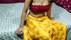 Redare Indian Desi Bhabhi are prima dată sex hardcore cu unchiul ei