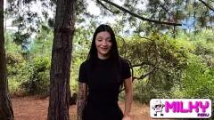 Reproduzir Encontro selvagem de Sexy Latina na floresta: Boquete, foda de buceta e muito mais!
