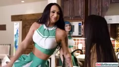 تشغيل Tgirl Threesome: Jolemz Blu ، Khloe Kay & Kasey Kei