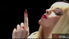 Jouer Emily Marilyn diaboliquement floozy