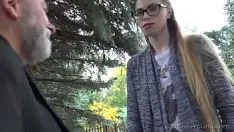 Oynat İsveçli milena devi &nsmash; tatlı düşmek bir delik için eski bir çocuk ins